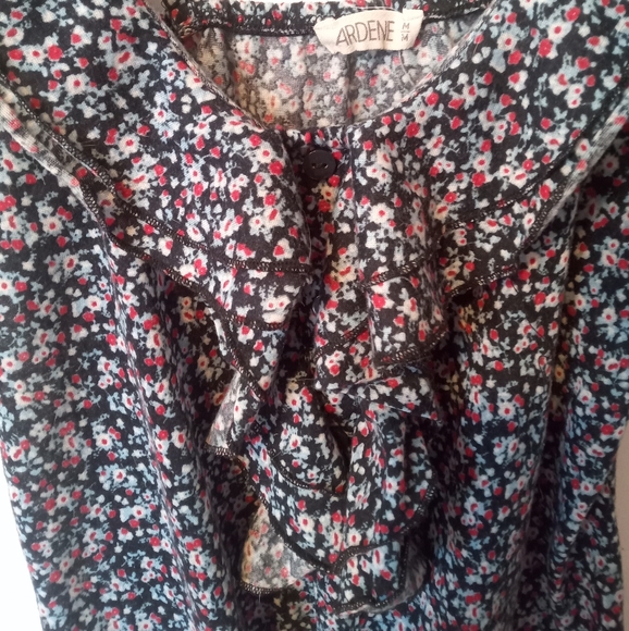 Floral tank top - Picture 3 of 3